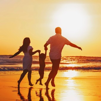¿Los hijos únicos son asociales o más sociables?: expertos y psicólogos responden     