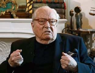 Jean-Marie Le Pen sostiene que las cámaras de gas "fueron apenas un detalle"