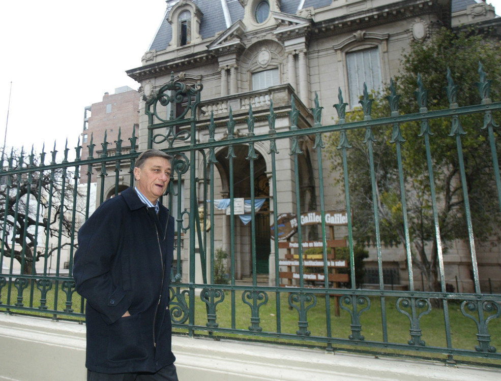 Elecciones primarias 2007 en Rosaio Santa Fe  Hermes Binner, llega a votar el 3 de julio de 2007. / Archivo Clarín