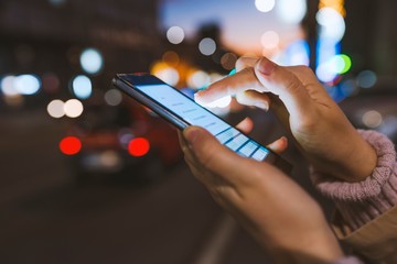 Cómo conseguir taxi o Uber en las Fiestas: las 5 claves para no caer en esperas eternas