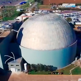 Santiago Caputo descabeza la cúpula de las centrales nucleares y busca interesados en la privatización