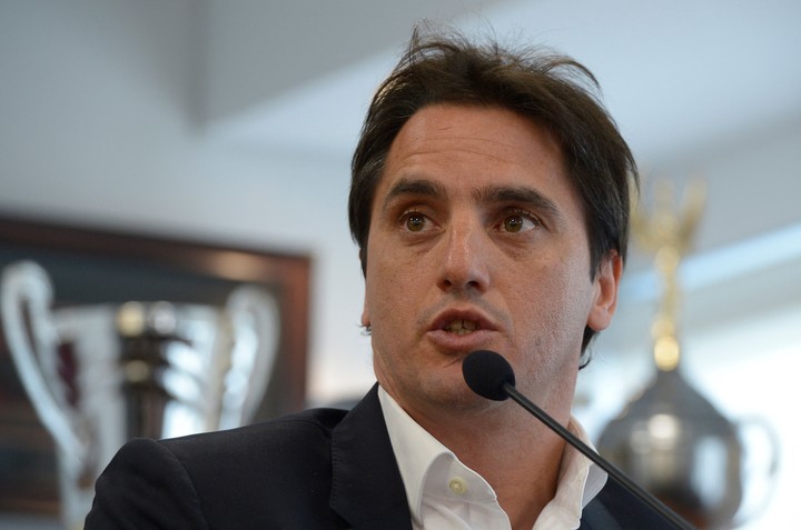 Agustin Pichot en modo dirigente de UAR. Foto: Juan MABROMATA / AFP