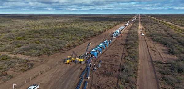 Inauguran un mega oleoducto para darle salida a todo el petróleo de Vaca Muerta y aumentar las exportaciones