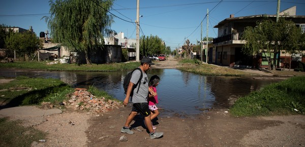 Cómo son las condiciones de vida de las familias pobres e indigentes