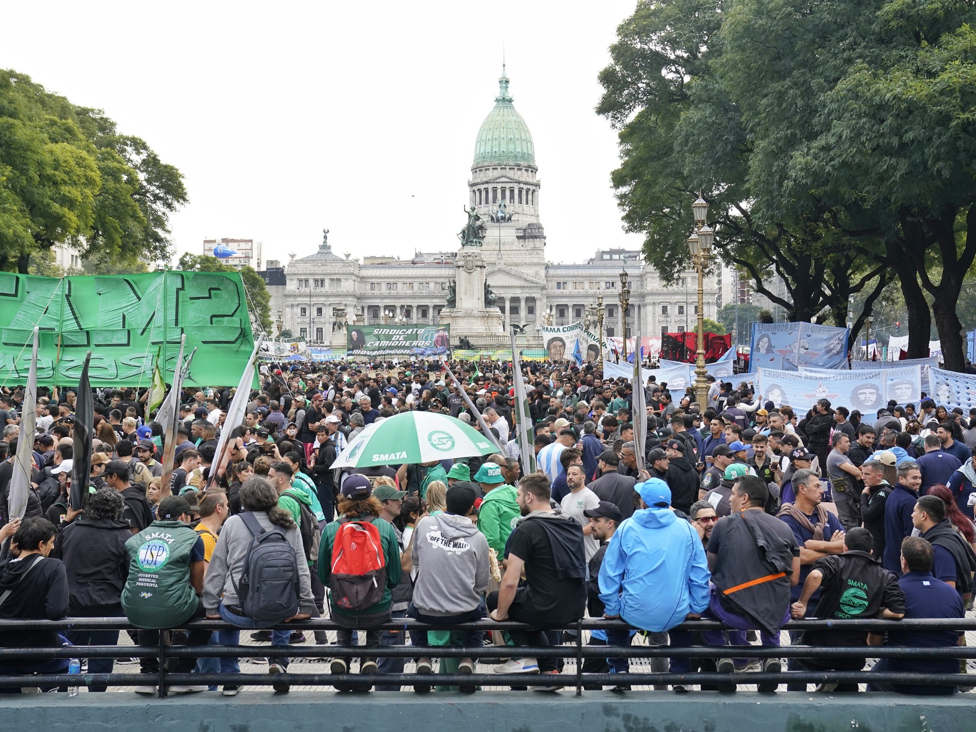 Marcha de la CGT hoy en Buenos Aires: horarios, cortes de tránsito y transporte este 30 de abril