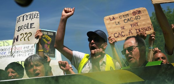 Día del trabajo en Francia: celebraciones bajo alta tensión social, violencia con infiltrados y sin baguette