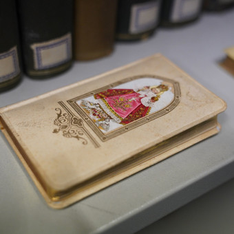 Cómo es la biblioteca porteña que inauguró el nuevo Papa León XIV