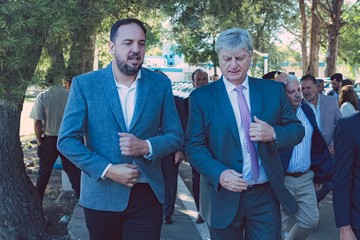 Tras las cuatro derrotas del domingo, el PJ quedó al borde de la ruptura en una provincia inexpugnable desde 1983